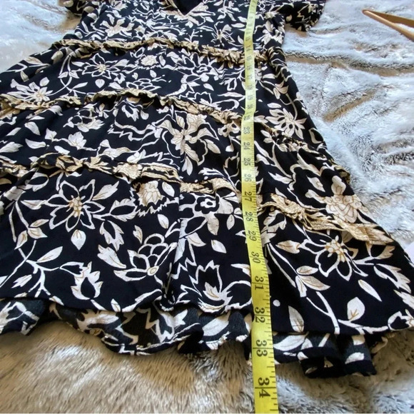 Anthropologie Black and Cream Floral Dress - Picture 9 of 10